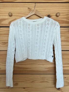 Cropped Cable Knit Crewneck Sweater - White